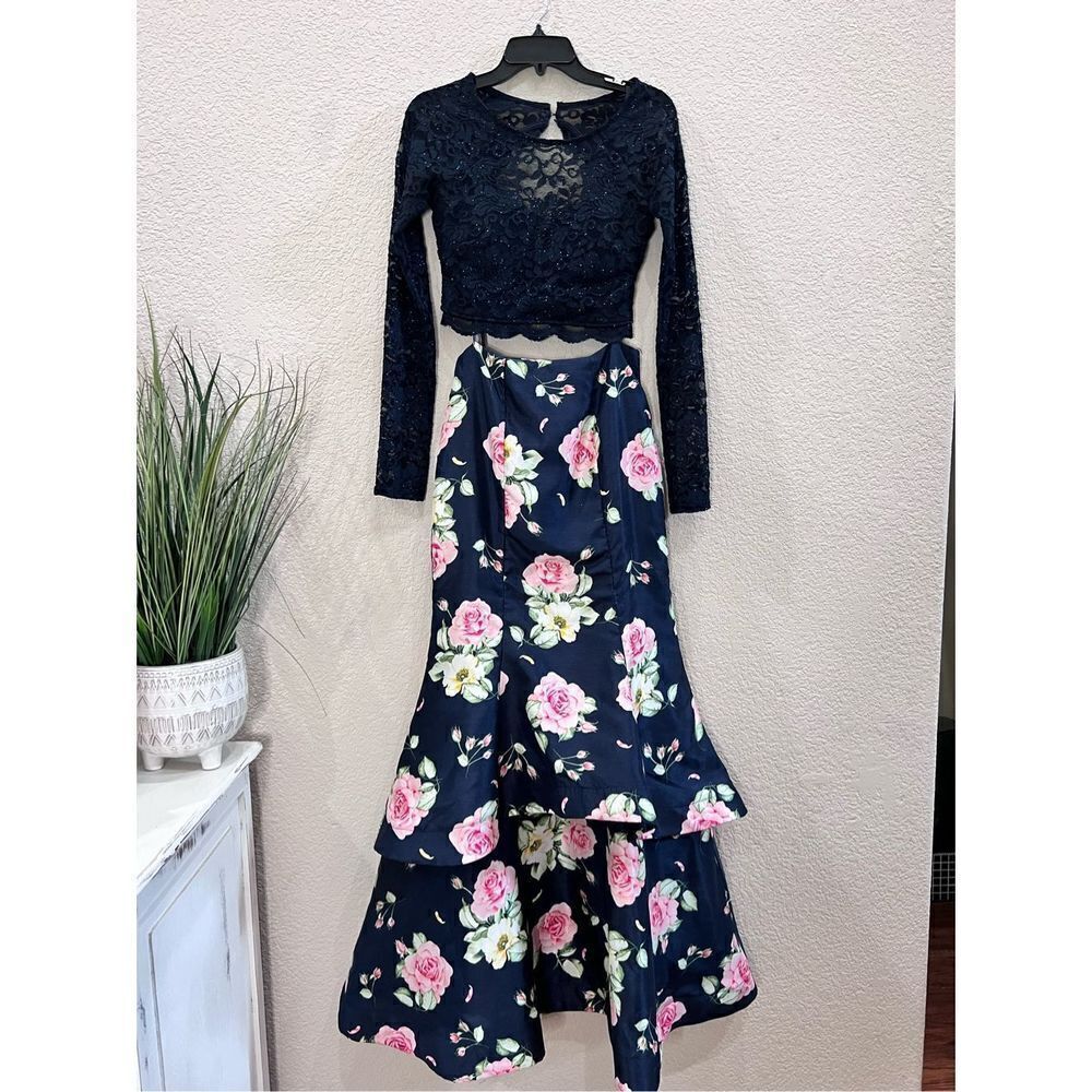 Sequin Hearts Navy Blue Floral two piece long sleeve prom dress open back sz 5